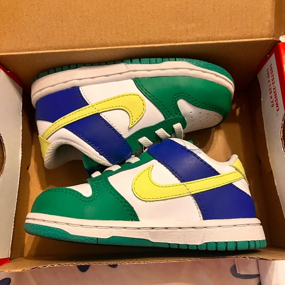 Multi Color Dunks - Picture 4 of 7